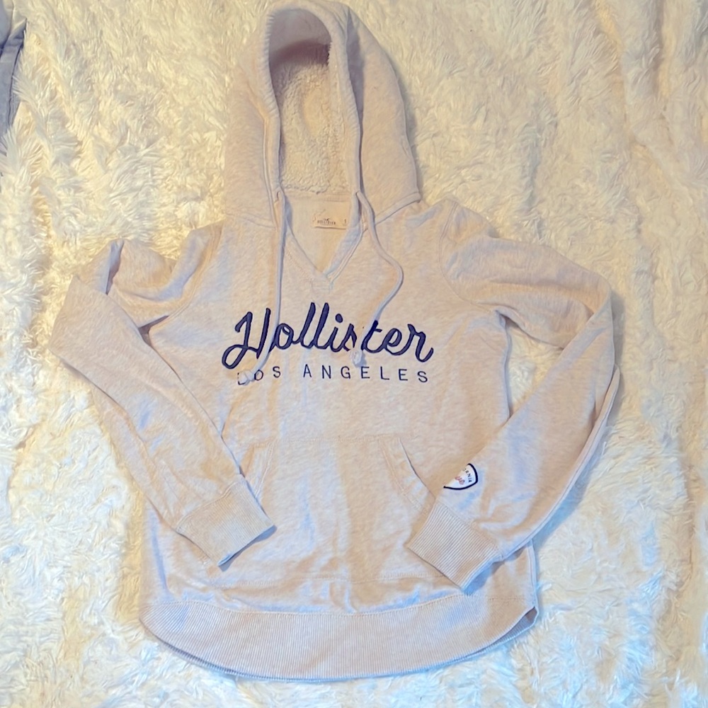 Hollister Sweatshirt with Fur Lined Hood